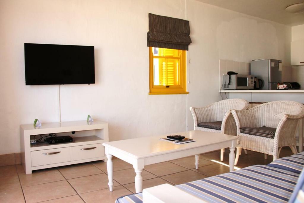 Ocean View Apartment Langebaan Zewnętrze zdjęcie